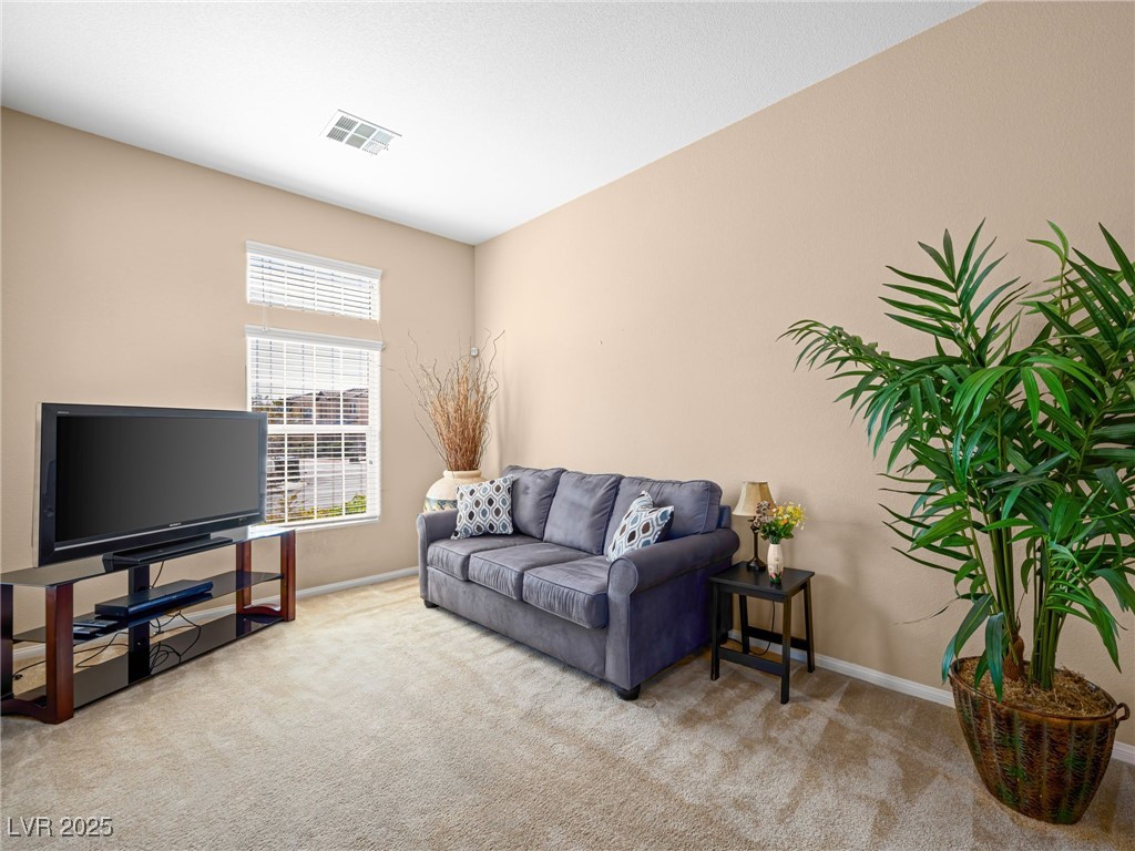 5521 Moss Landing Street