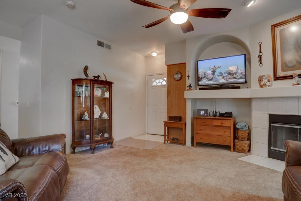 Las Vegas, Nevada 89118, United States, 2 Bedrooms Bedrooms, ,2 BathroomsBathrooms,Residential,Pending,2611