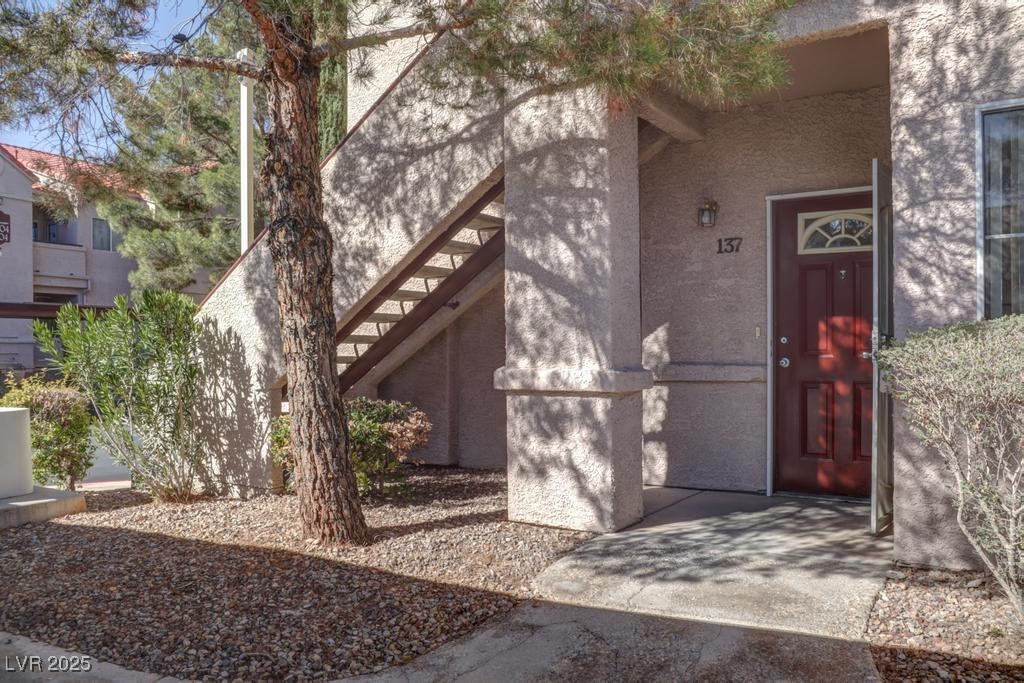 Las Vegas, Nevada 89118, United States, 2 Bedrooms Bedrooms, ,2 BathroomsBathrooms,Residential,Pending,2611