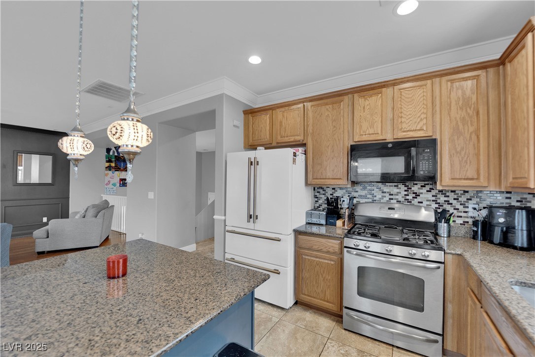 765 Crimson Peak Place, Henderson, Nevada image 7
