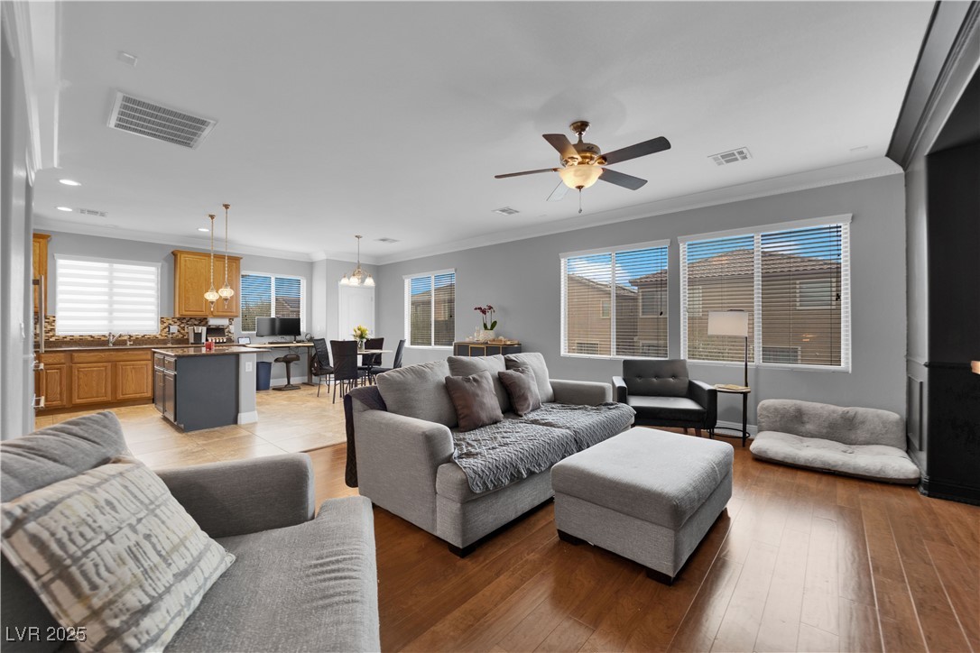 765 Crimson Peak Place, Henderson, Nevada image 3