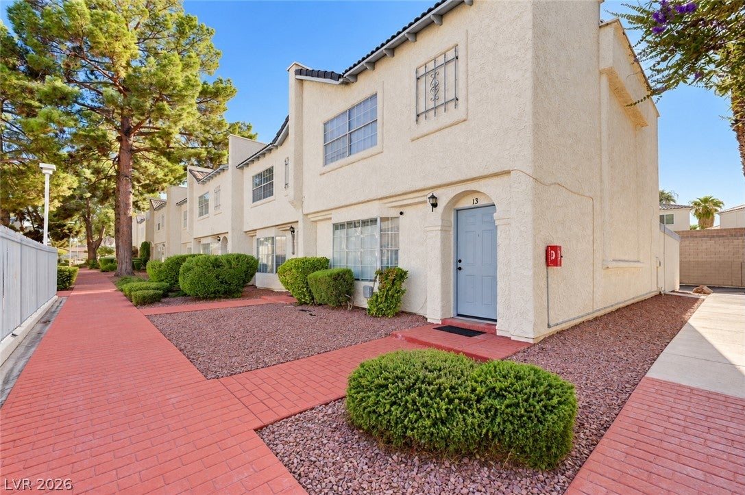 5383 Mountain Vista Street 13