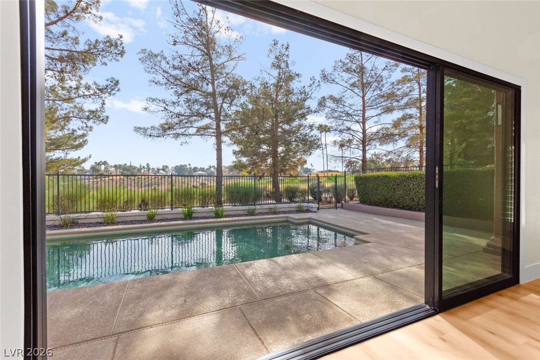 8649 Robinson Ridge Drive