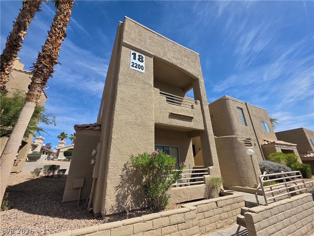 2200 Highpointe Drive 201