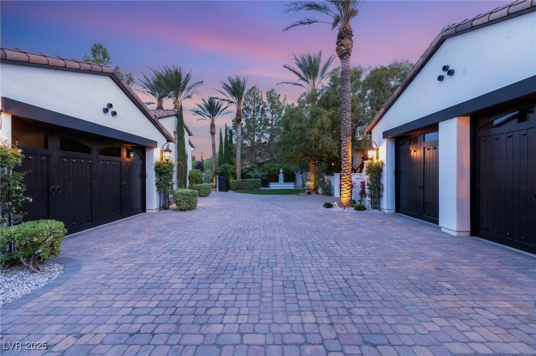 Las Vegas, Nevada 89141, United States, 4 Bedrooms Bedrooms, ,4 BathroomsBathrooms,Residential,Pending,14501