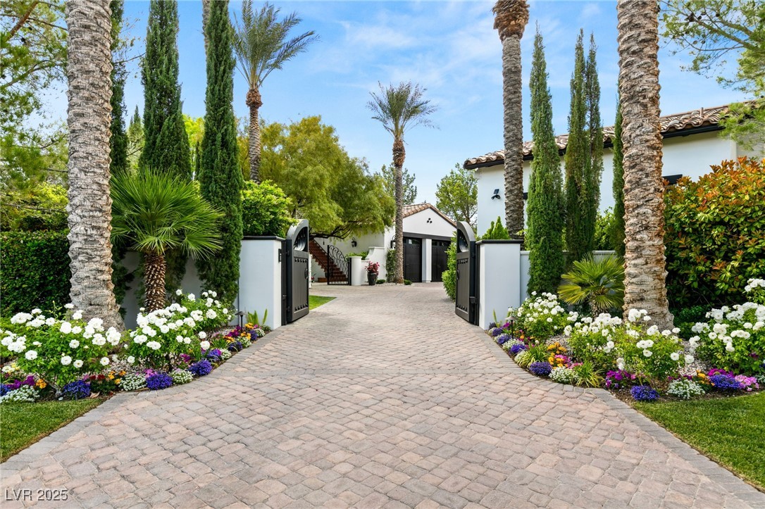 Las Vegas, Nevada 89141, United States, 4 Bedrooms Bedrooms, ,4 BathroomsBathrooms,Residential,Pending,14501