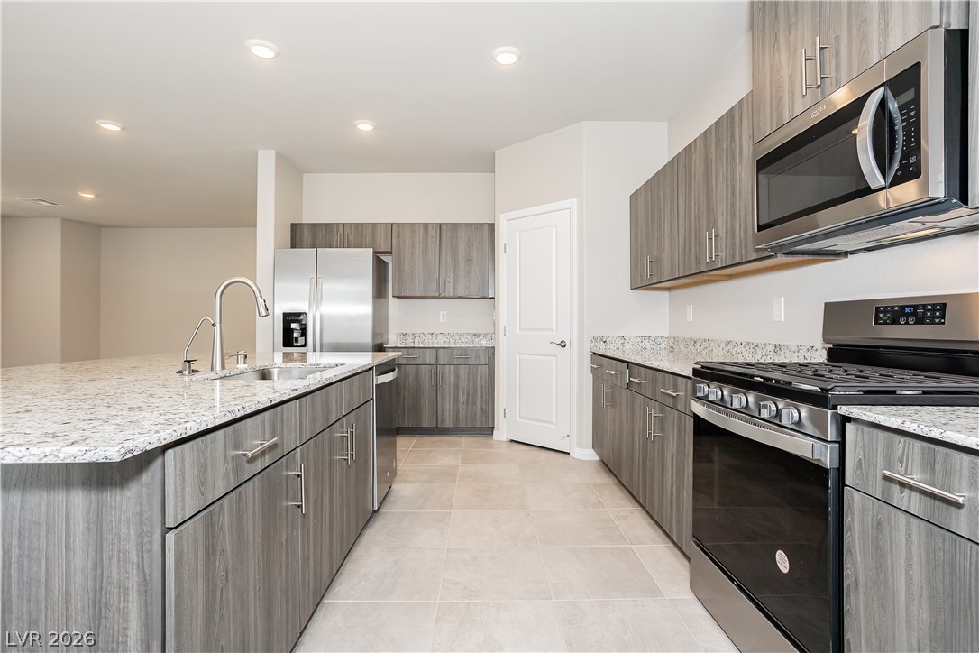 8913 Seal Cove Street