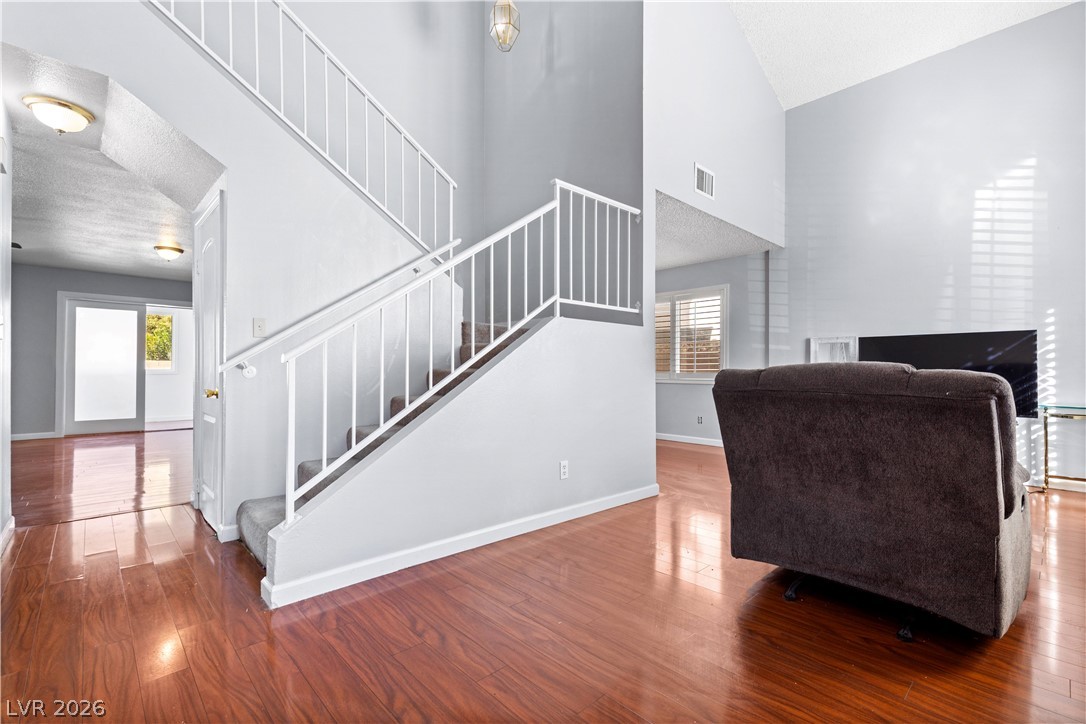 4466 Palm Grove Drive