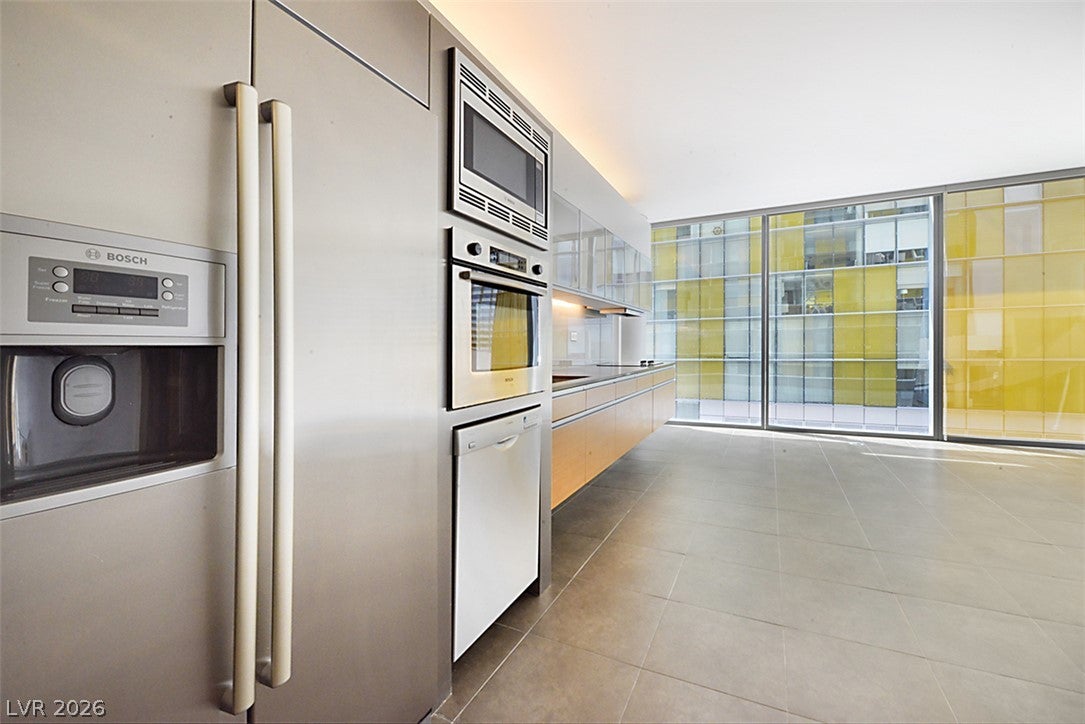 3722 Las Vegas Boulevard 508