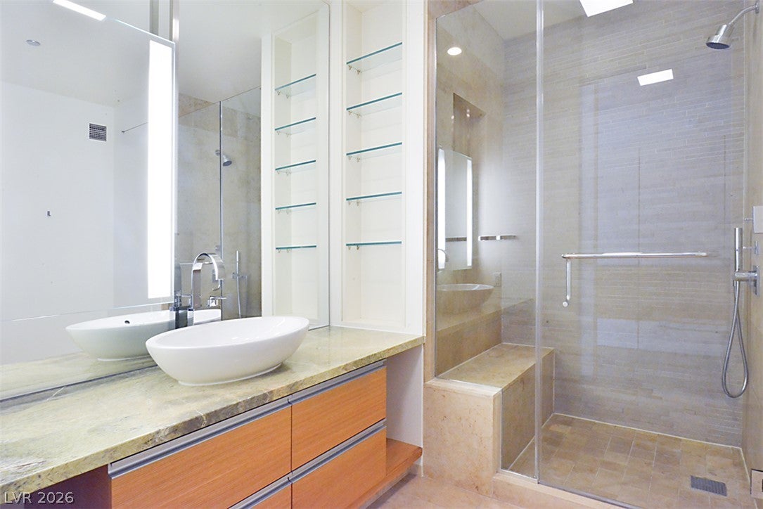 3722 Las Vegas Boulevard 508