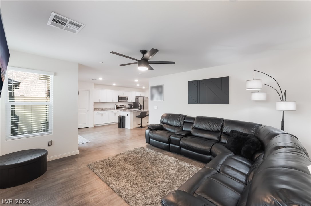 6867 Evening Orchid Street