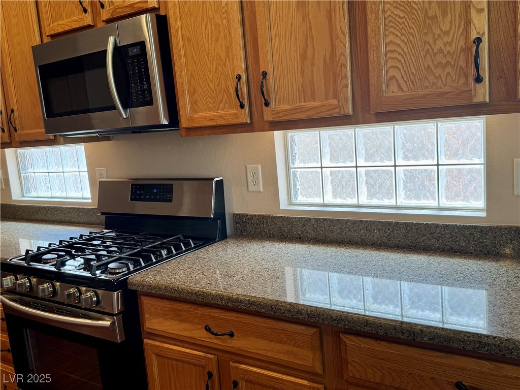 Henderson, Nevada 89012, United States, 2 Bedrooms Bedrooms, ,2 BathroomsBathrooms,Residential,Active,179695