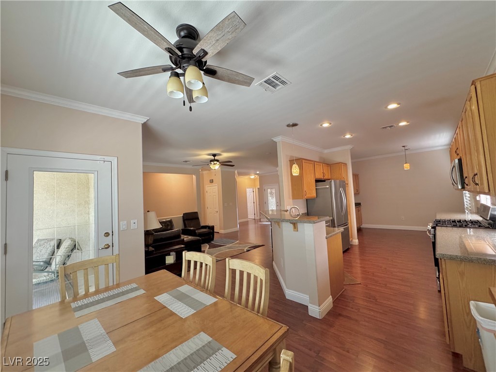 Henderson, Nevada 89012, United States, 2 Bedrooms Bedrooms, ,2 BathroomsBathrooms,Residential,Active,179695