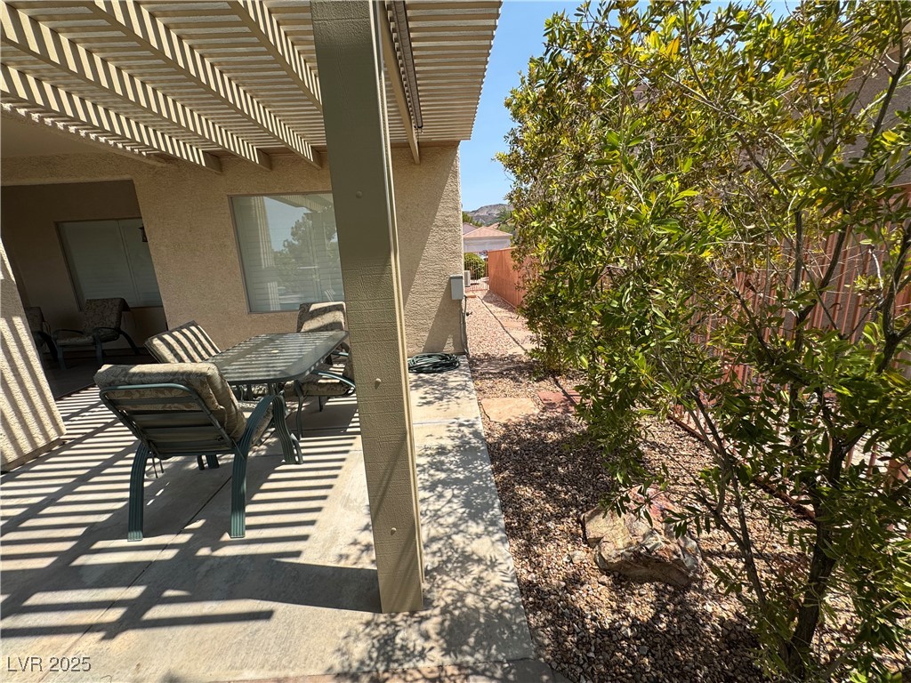 Henderson, Nevada 89012, United States, 2 Bedrooms Bedrooms, ,2 BathroomsBathrooms,Residential,Active,179695