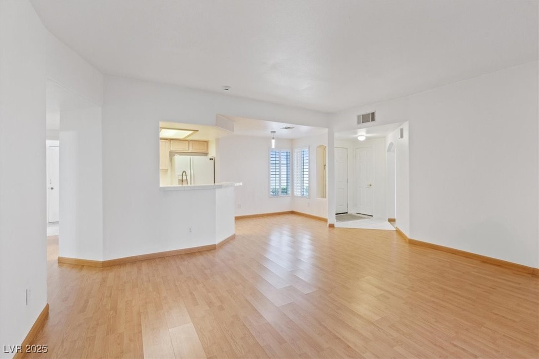 2975 Bluegrass Lane 1111