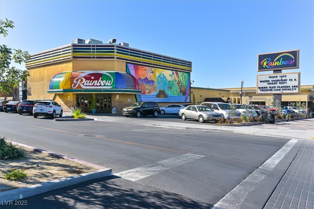 Henderson, Nevada 89015, United States, 3 Bedrooms Bedrooms, ,1 BathroomBathrooms,Residential,Pending,3108