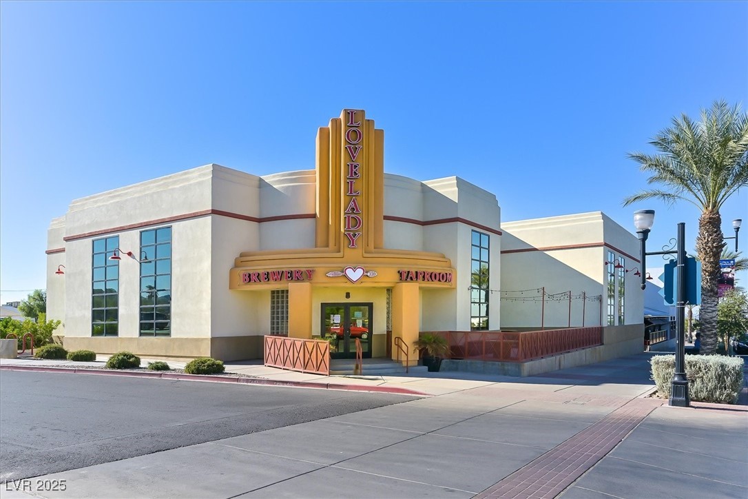 Henderson, Nevada 89015, United States, 3 Bedrooms Bedrooms, ,1 BathroomBathrooms,Residential,Pending,3108