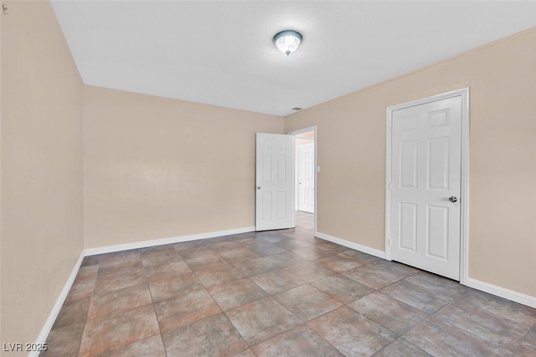 Henderson, Nevada 89015, United States, 3 Bedrooms Bedrooms, ,1 BathroomBathrooms,Residential,Pending,3108