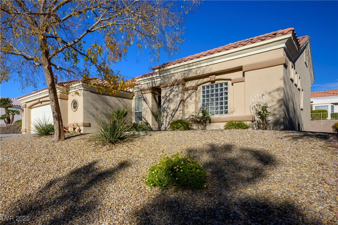10628 Mission Lakes Avenue, Las Vegas, Nevada image 27