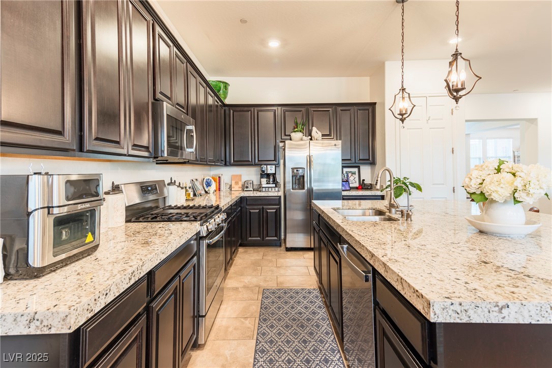 408 Middlestone Avenue, Henderson, Nevada image 17