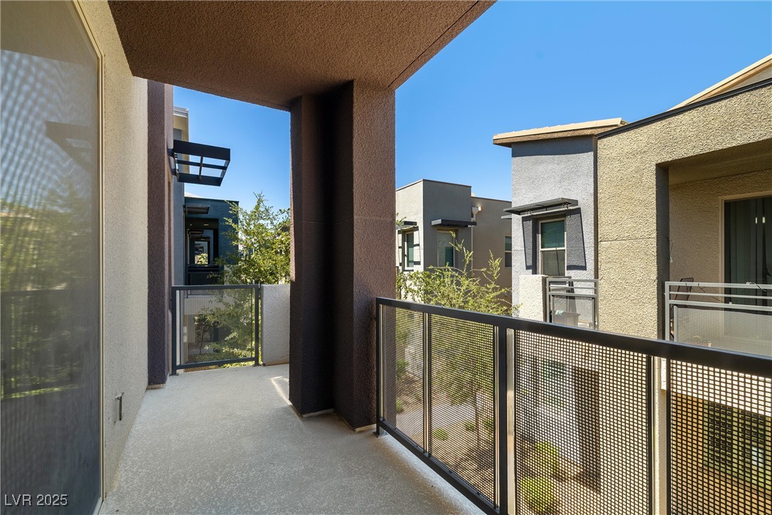 Las Vegas, Nevada 89135, United States, 3 Bedrooms Bedrooms, ,3 BathroomsBathrooms,Residential,Active,196211