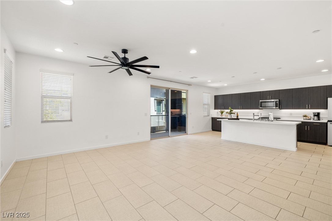 Las Vegas, Nevada 89135, United States, 3 Bedrooms Bedrooms, ,3 BathroomsBathrooms,Residential,Active,196211