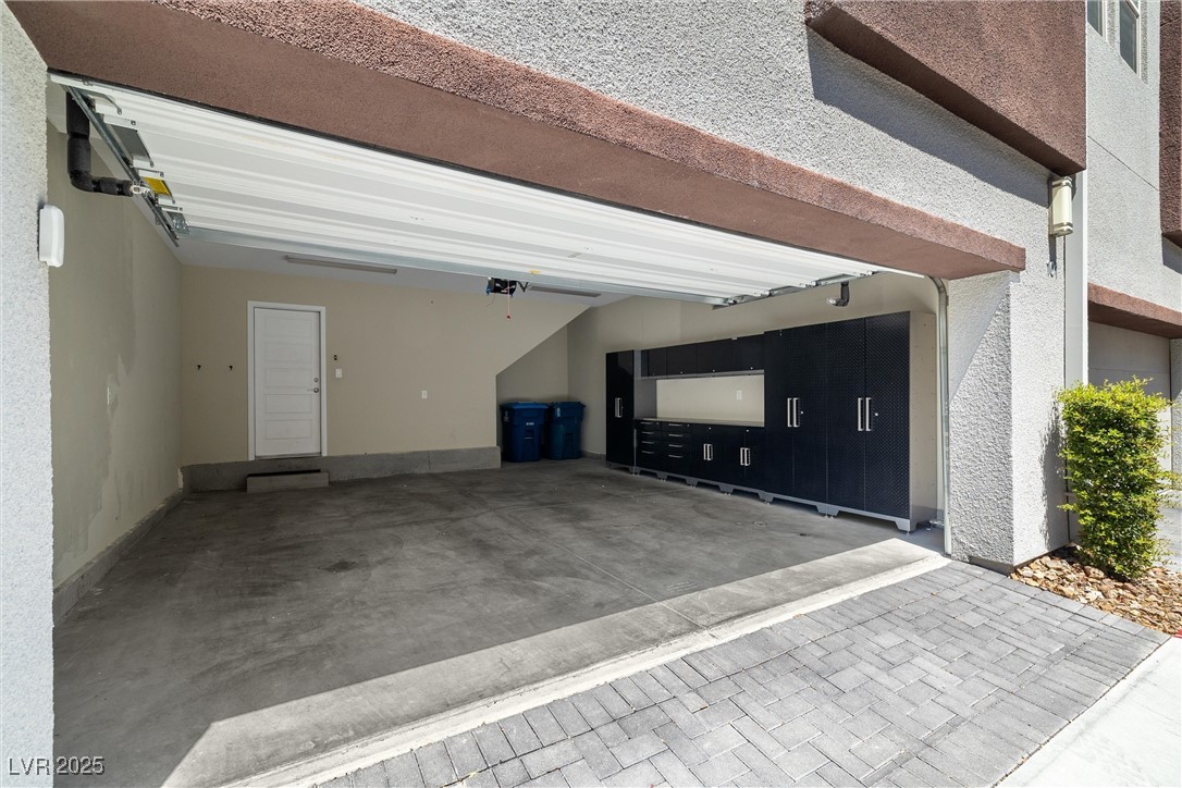 Las Vegas, Nevada 89135, United States, 3 Bedrooms Bedrooms, ,3 BathroomsBathrooms,Residential,Active,196211