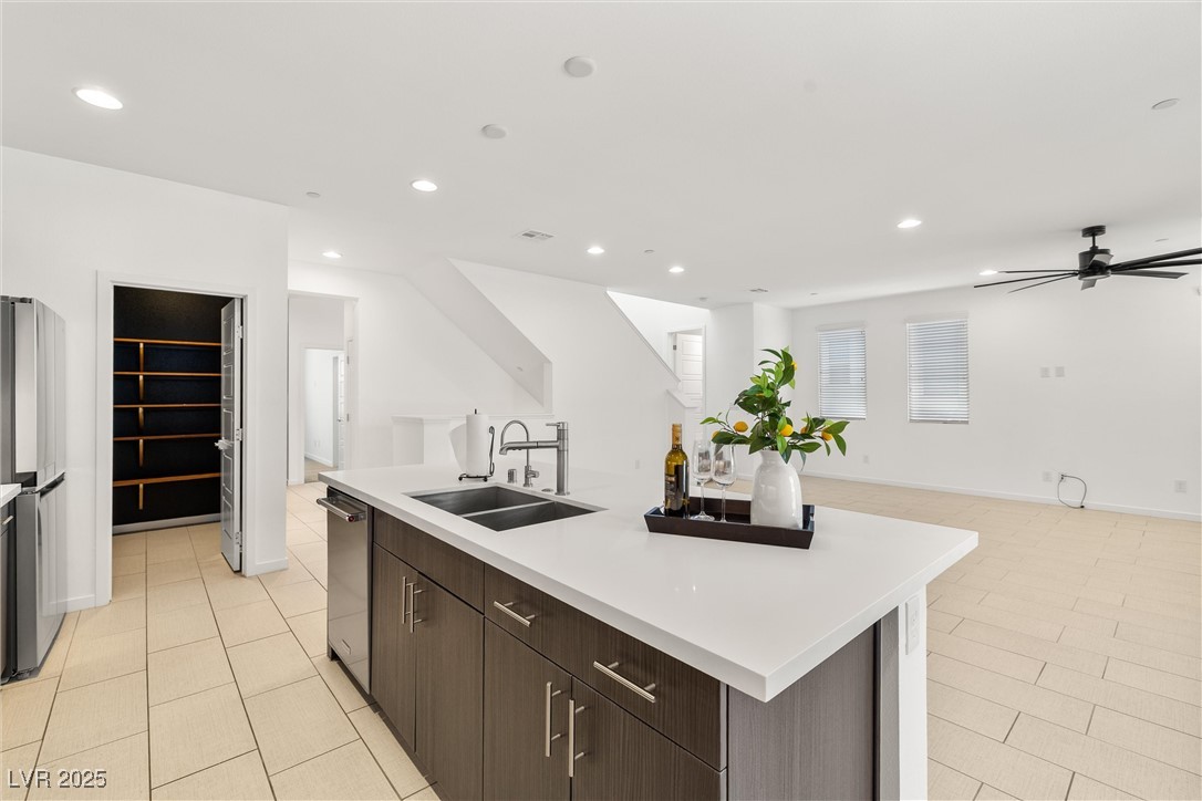 Las Vegas, Nevada 89135, United States, 3 Bedrooms Bedrooms, ,3 BathroomsBathrooms,Residential,Active,196211