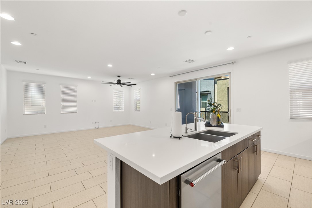 Las Vegas, Nevada 89135, United States, 3 Bedrooms Bedrooms, ,3 BathroomsBathrooms,Residential,Active,196211