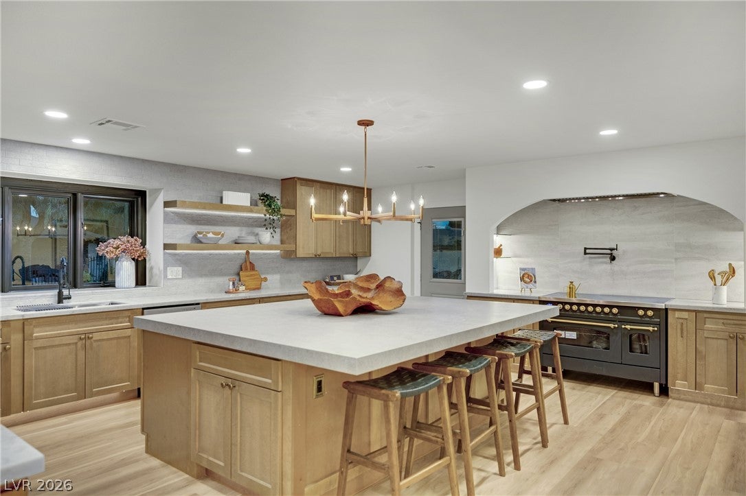 Properties 3 1244 Park Circle