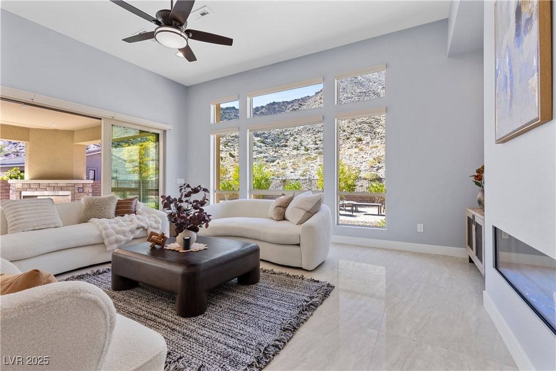 2951 The Peaks Lane