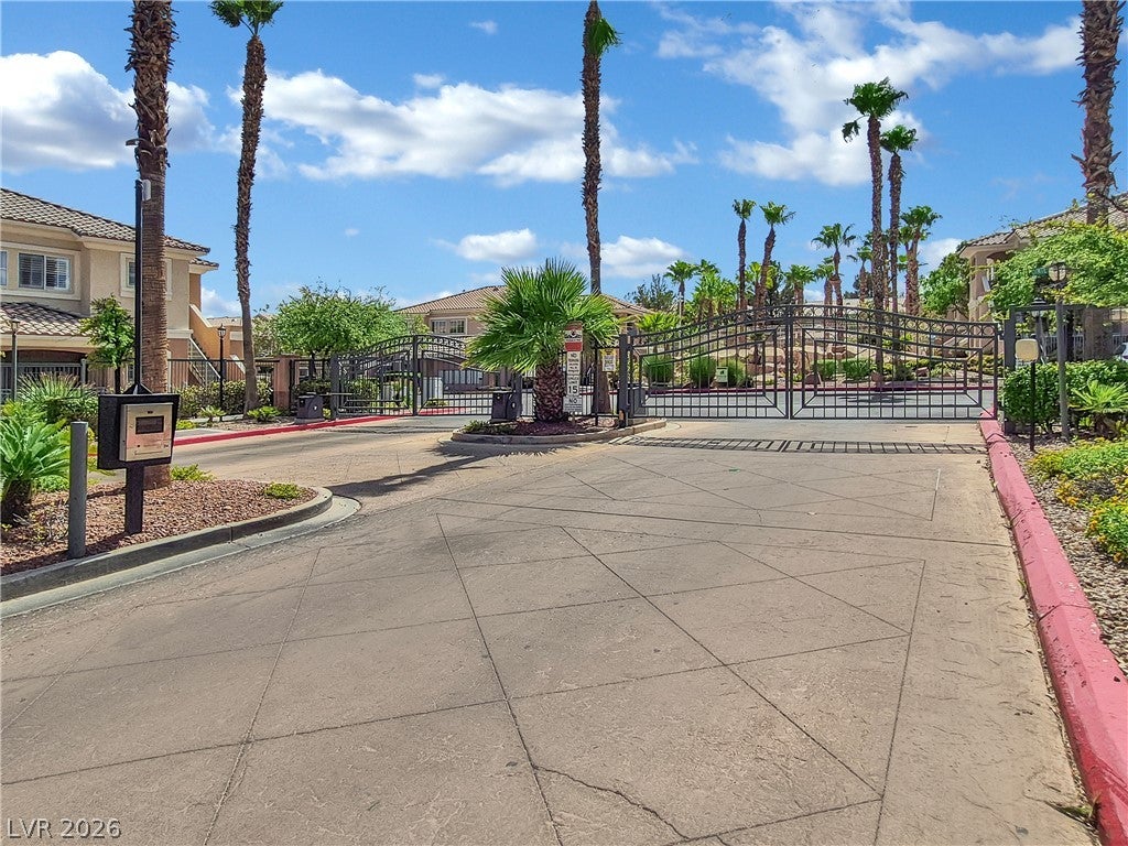 424 Pine Haven Street 103