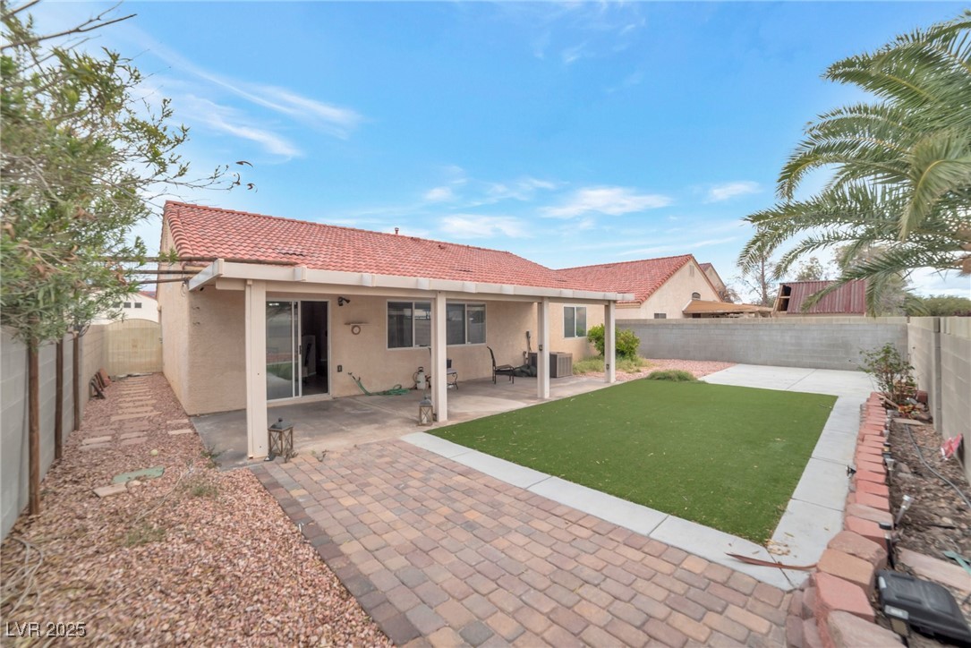 635 Dry Valley Avenue, North Las Vegas, Nevada image 2