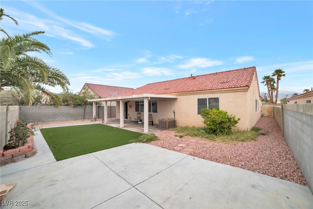 635 Dry Valley Avenue, North Las Vegas, Nevada image 3