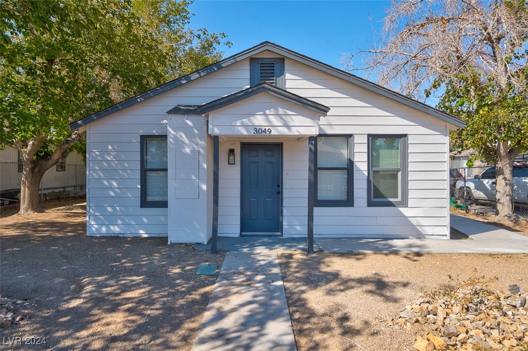 Photo 1 of 10 — 3049 Cedar Street, Las Vegas, NV 89104
