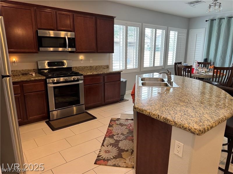 3720 Rocklin Peak Avenue