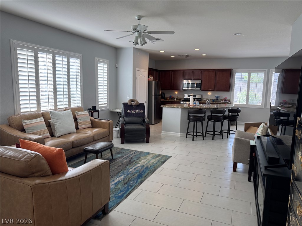 3720 Rocklin Peak Avenue