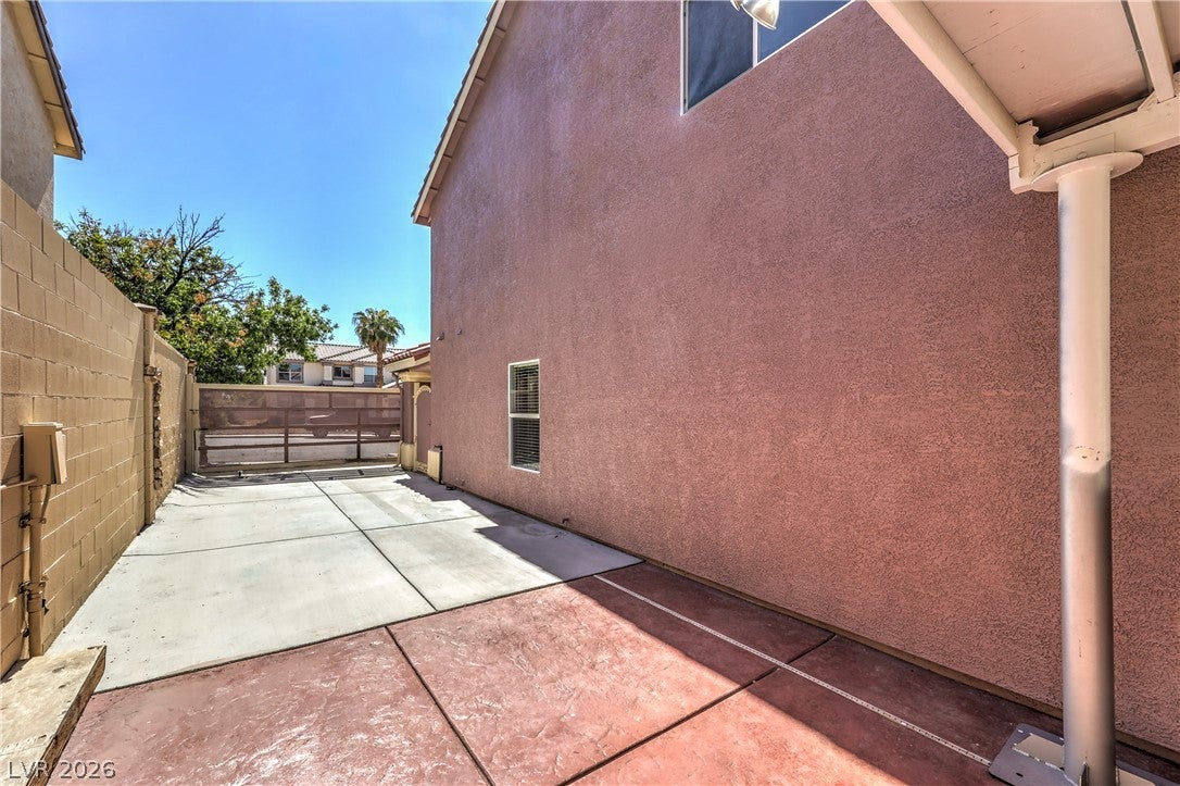 6384 Hotchkiss Court