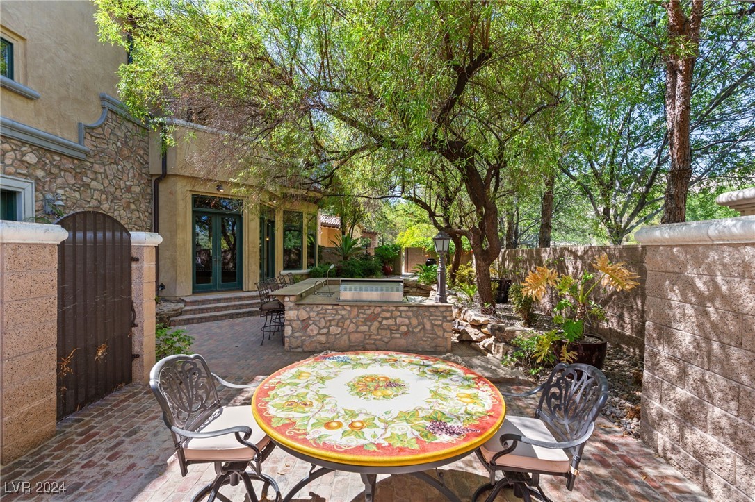 Las Vegas, Nevada 89141, United States, 4 Bedrooms Bedrooms, ,4 BathroomsBathrooms,Residential,Active,43647