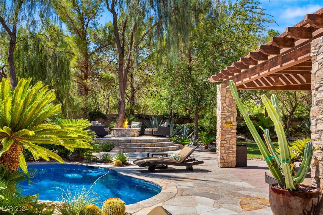 Las Vegas, Nevada 89141, United States, 4 Bedrooms Bedrooms, ,4 BathroomsBathrooms,Residential,Active,43647