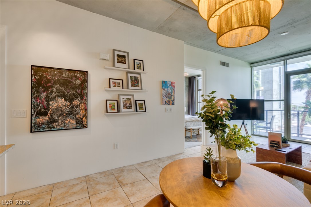 353 Bonneville Avenue 343