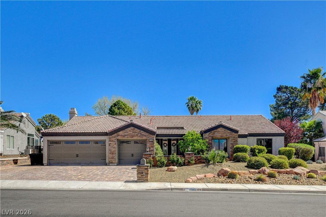 1705 Saint Andrews Court