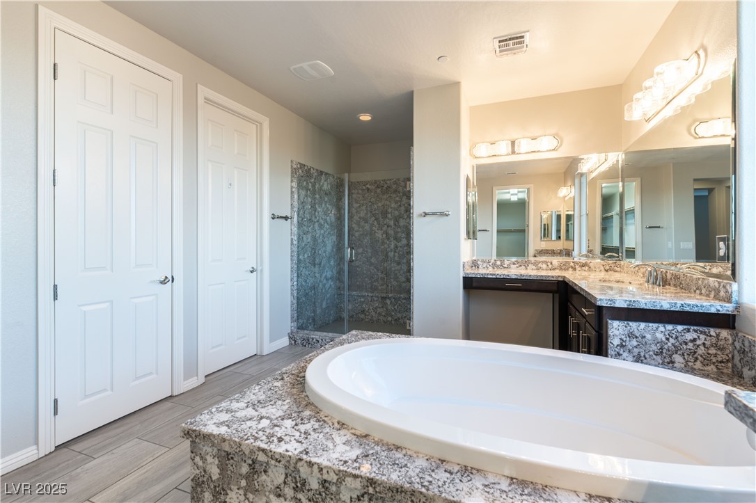 Las Vegas, Nevada, 89118, United States, 6 Bedrooms Bedrooms, ,6 BathroomsBathrooms,Residential,Active,2035075