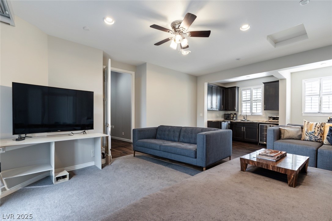 Las Vegas, Nevada, 89118, United States, 6 Bedrooms Bedrooms, ,6 BathroomsBathrooms,Residential,Active,2035075