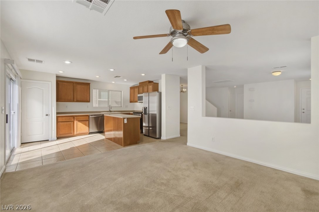 8613 Dodds Canyon Street