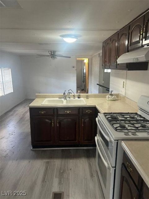 Active Adult 55 101 3473 Lost Hills Drive Las Vegas NV 89122