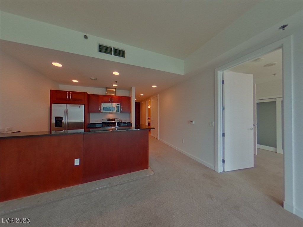 4525 DEAN MARTIN Drive 1201
