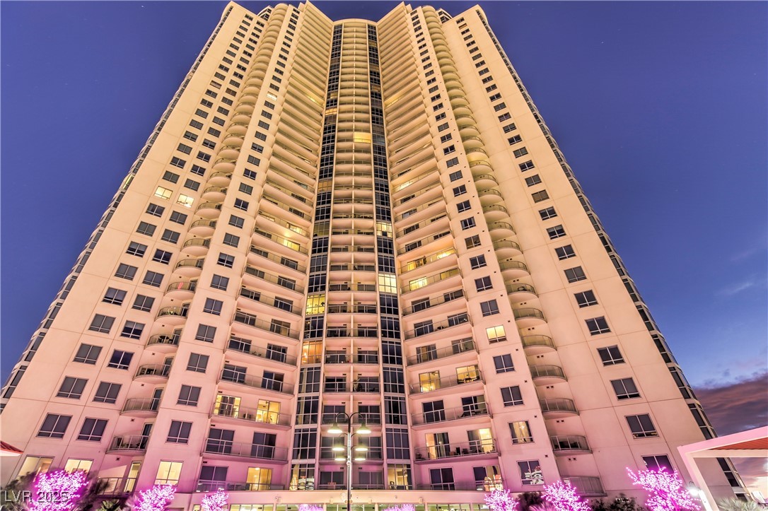 200 W Sahara Avenue 2108