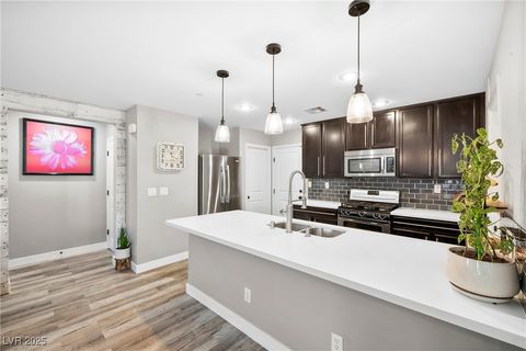 2115 Via Firenze Henderson NV 89044