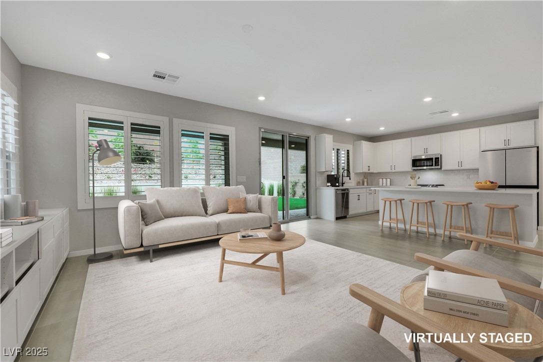 12096 Arrebol Avenue